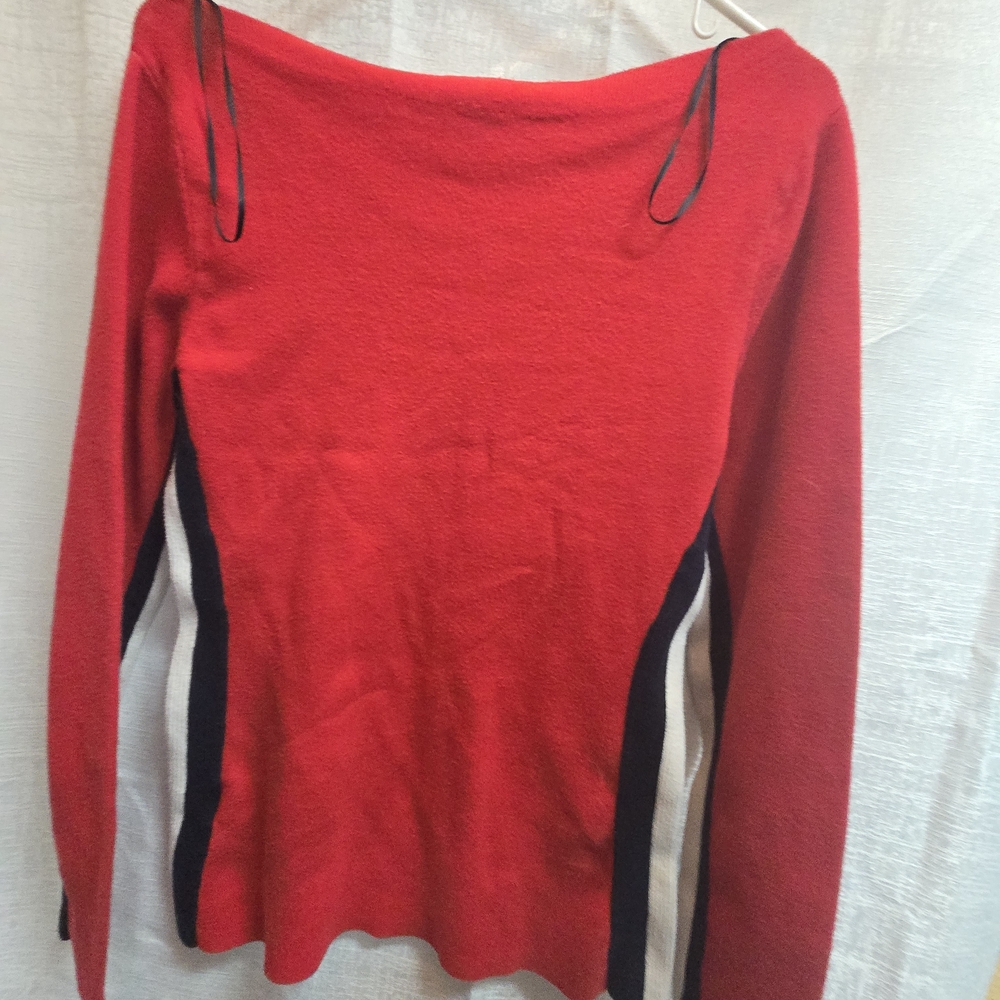 Tommy Hilfiger Women's Red Sweater - Picture 4 of 6